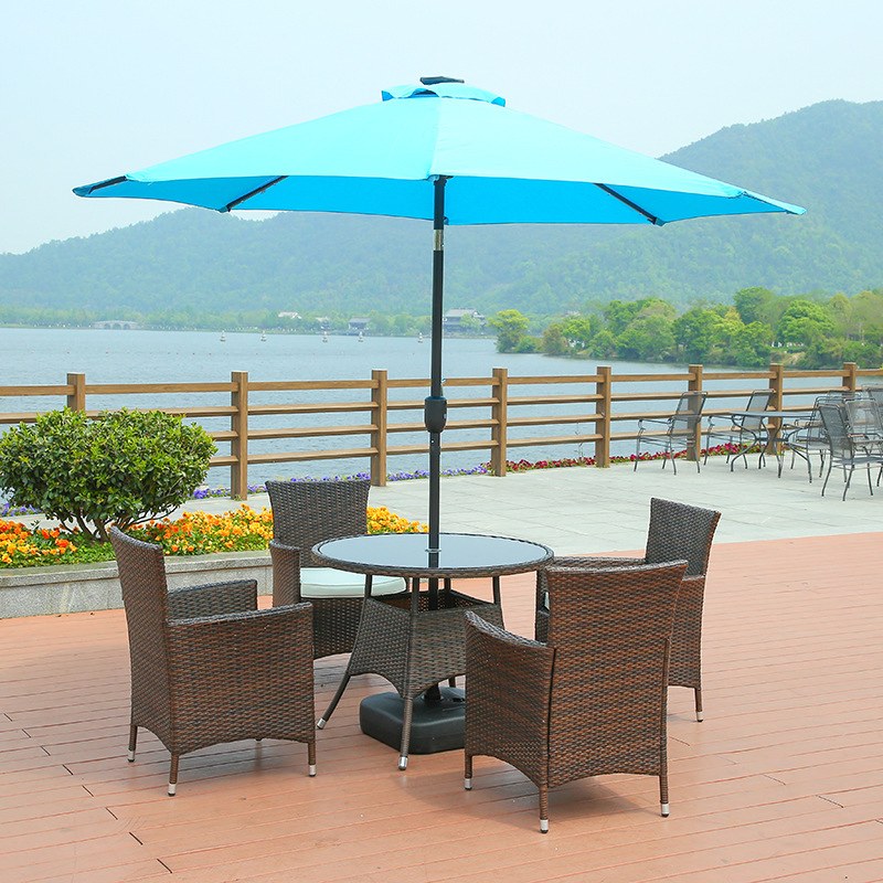 270cm 300cm Crank Patio Umbrella with Push Button Tilt