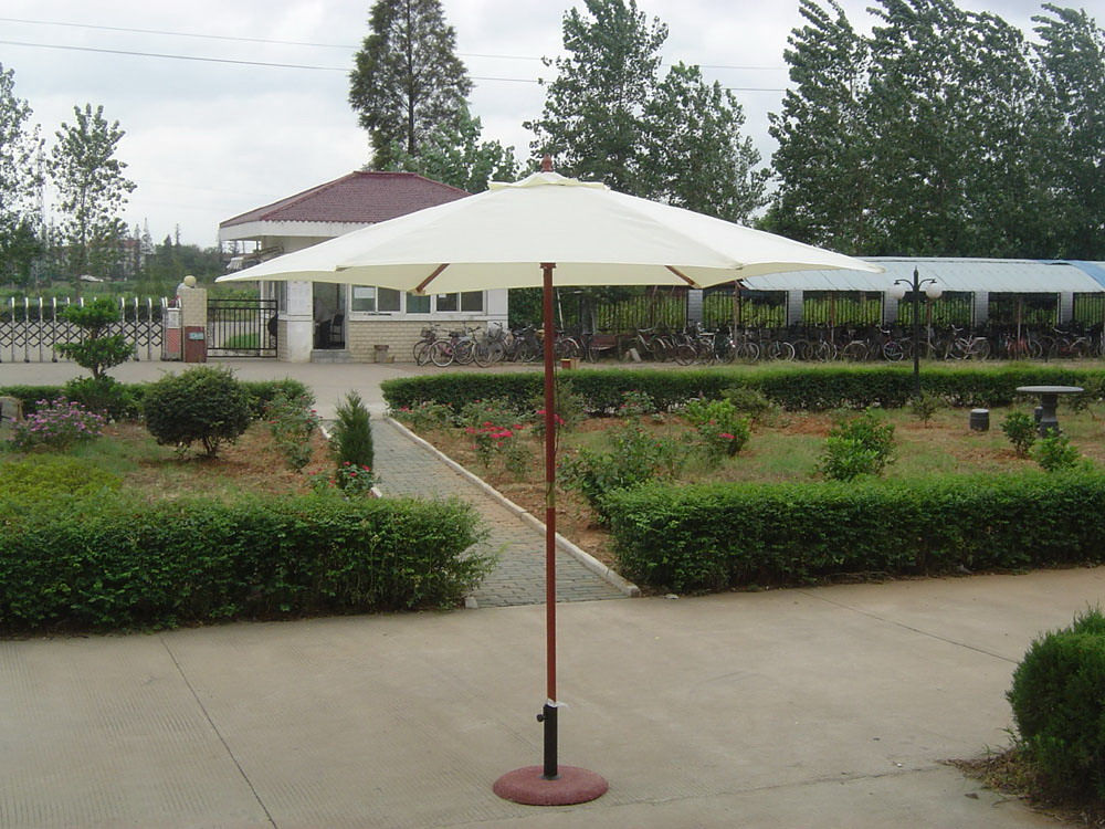 Custom 180cm Wooden Patio Umbrella with Vent and Push-Up Opening